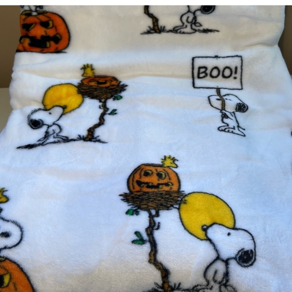 Peanuts Bedding Peanuts Snoopy Halloween Throw Blanket Poshmark